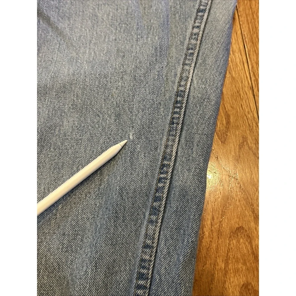Vintage Levis 550 Jeans 12 Medium Petite Relaxed Fit Tapered‎ Leg Light USA Y2K